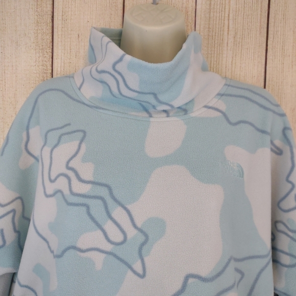 The North Face Women’s Cowl Neck Fleece Pullover - Picture 2 of 10